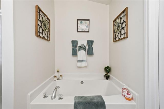 123 Diamond Ridge Avenue, Canton, GA 30114