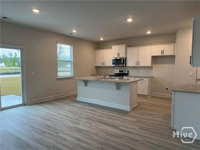 487 Logging Hill Drive, Richmond Hill, GA 31324