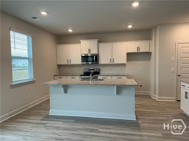 487 Logging Hill Drive, Richmond Hill, GA 31324