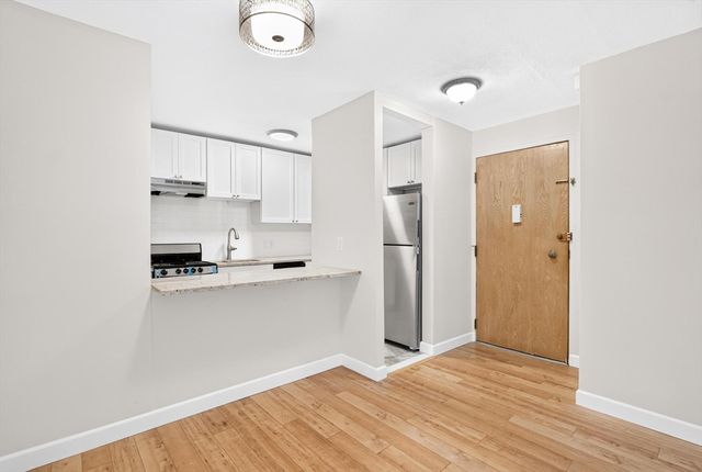 123 Sewall Ave 2K, Brookline, MA 02446