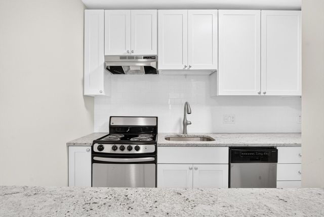 123 Sewall Ave 2K, Brookline, MA 02446