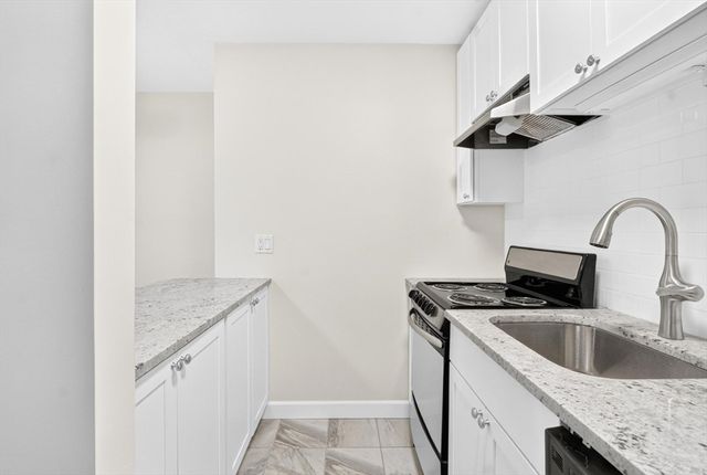 123 Sewall Ave 2K, Brookline, MA 02446