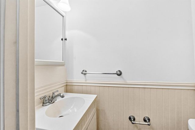 123 Sewall Ave 2K, Brookline, MA 02446