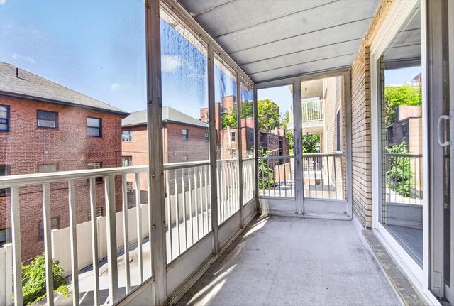 123 Sewall Ave 2K, Brookline, MA 02446