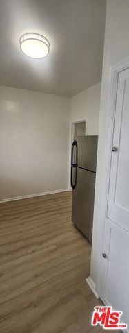 1421 S Westmoreland Avenue 26, Los Angeles, CA 90006