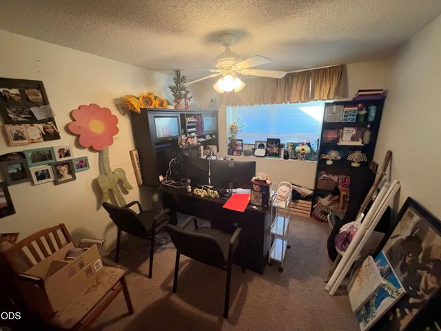 1025 Edwina Avenue, Central Point, OR 97502