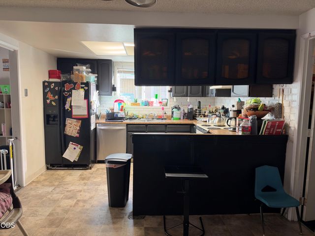 1025 Edwina Avenue, Central Point, OR 97502