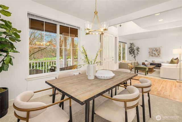 10424 124th Avenue NE, Kirkland, WA 98033