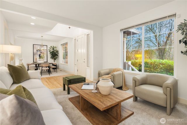 10424 124th Avenue NE, Kirkland, WA 98033