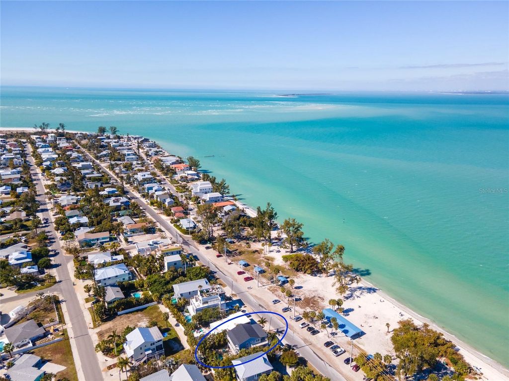 403 N BAY BOULEVARD, ANNA MARIA, FL 34216 — photo 3