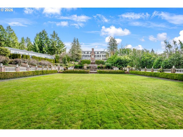 3707 Sw 52ND Pl 7, Portland, OR 97221