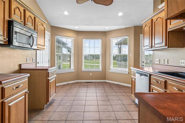 728 John David Drive, Farmington, MO 63640