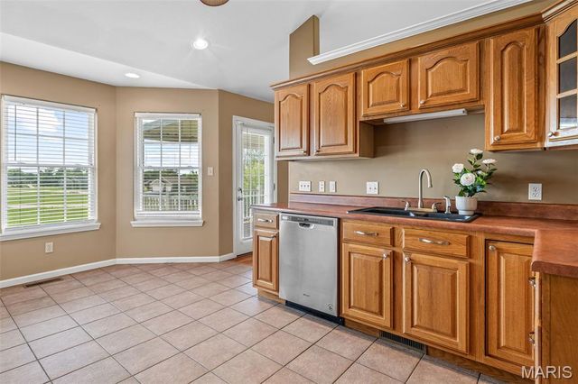 728 John David Drive, Farmington, MO 63640