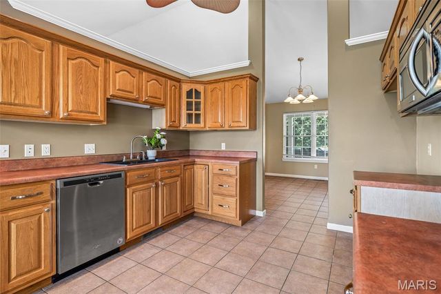 728 John David Drive, Farmington, MO 63640