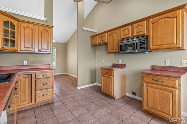 728 John David Drive, Farmington, MO 63640