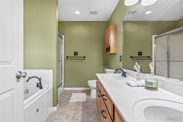 728 John David Drive, Farmington, MO 63640