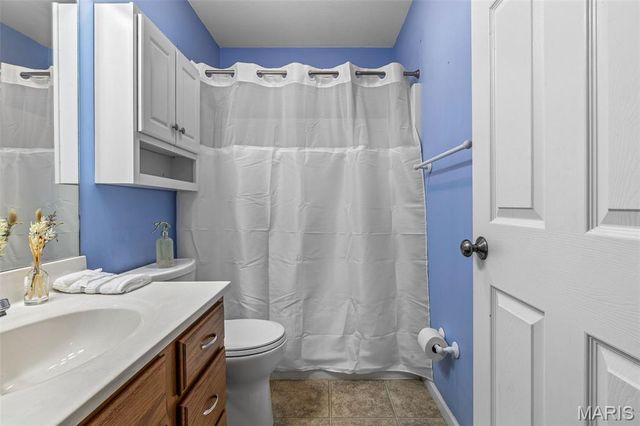 728 John David Drive, Farmington, MO 63640