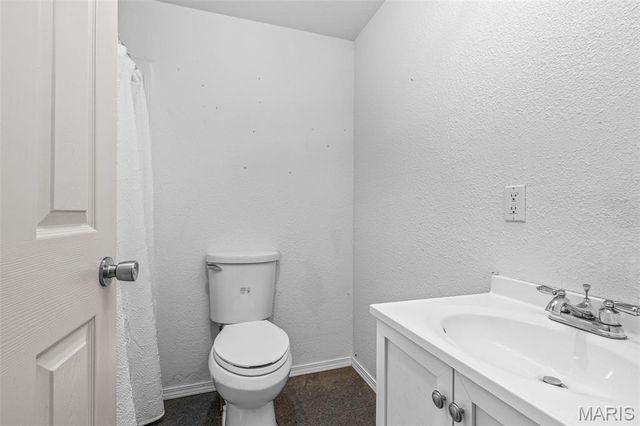 728 John David Drive, Farmington, MO 63640