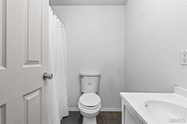 728 John David Drive, Farmington, MO 63640
