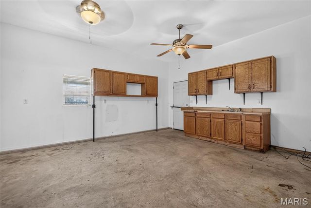 728 John David Drive, Farmington, MO 63640