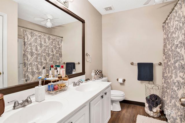 400 E 24th Avenue 6, Gulf Shores, AL 36542