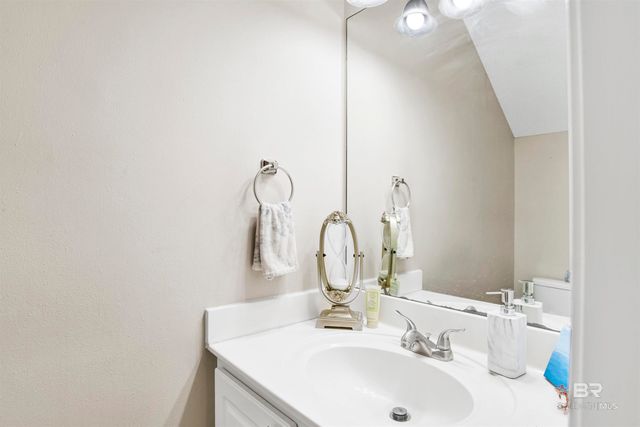 400 E 24th Avenue 6, Gulf Shores, AL 36542