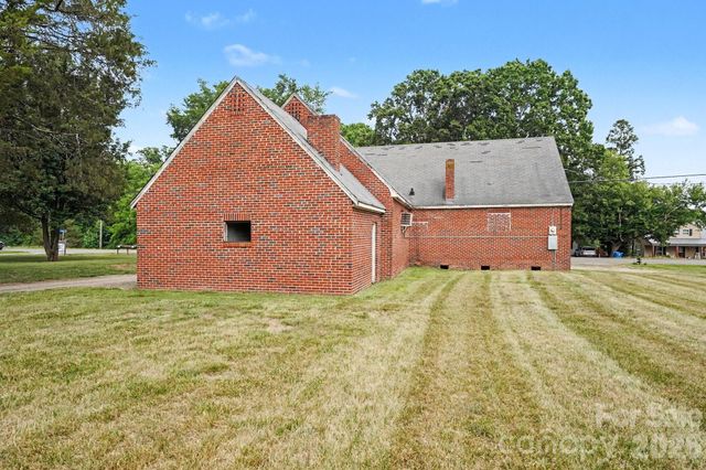 1951 US HWY 158 Highway, Mocksville, NC 27028