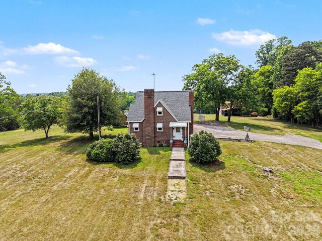 1951 US HWY 158 Highway, Mocksville, NC 27028
