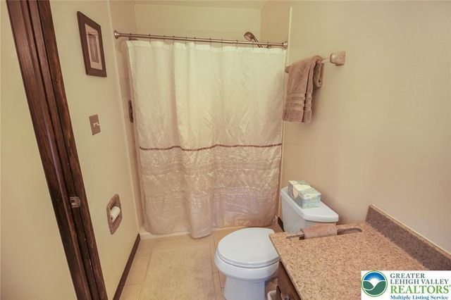 3470 Brodhead Road, Bethlehem City, PA 18020