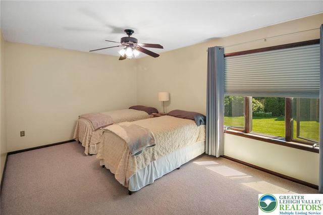 3470 Brodhead Road, Bethlehem City, PA 18020