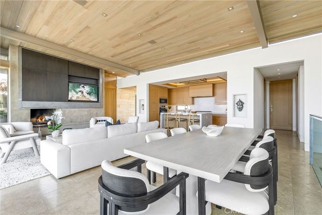 1231 Dolphin, Corona Del Mar, CA 92625