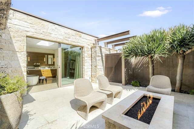 1231 Dolphin, Corona Del Mar, CA 92625