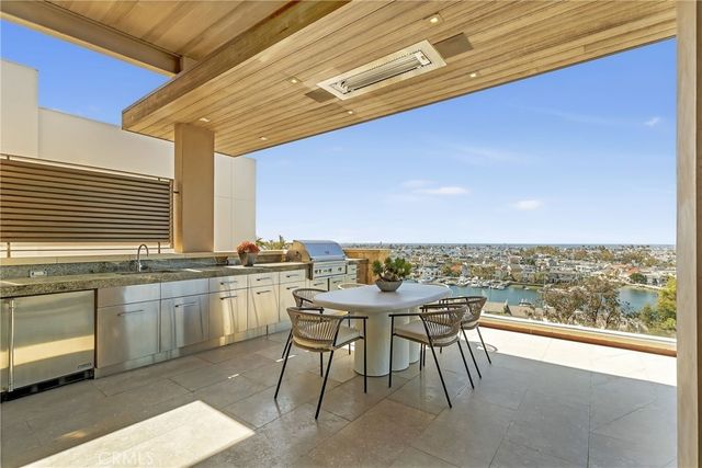 1231 Dolphin, Corona Del Mar, CA 92625