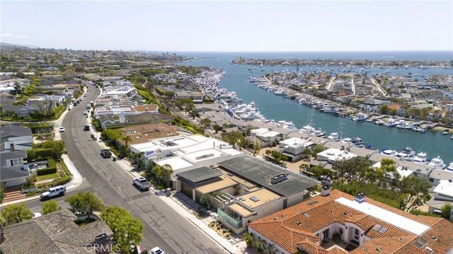 1231 Dolphin, Corona Del Mar, CA 92625