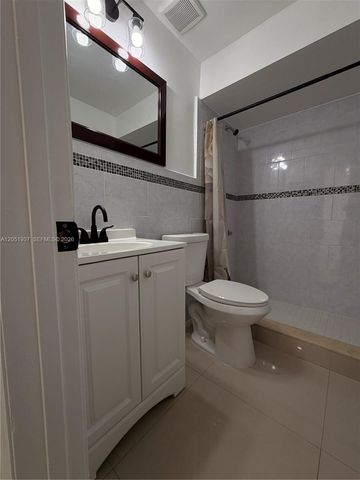 19763 SW 124th Avenue, Miami, FL 33177