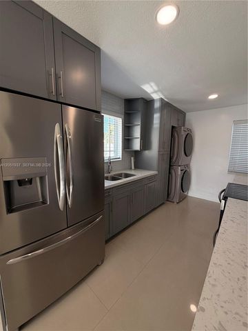 19763 SW 124th Avenue, Miami, FL 33177