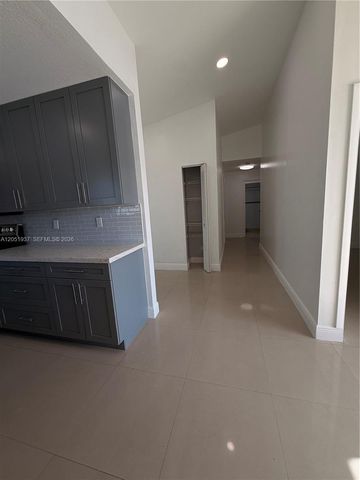 19763 SW 124th Avenue, Miami, FL 33177