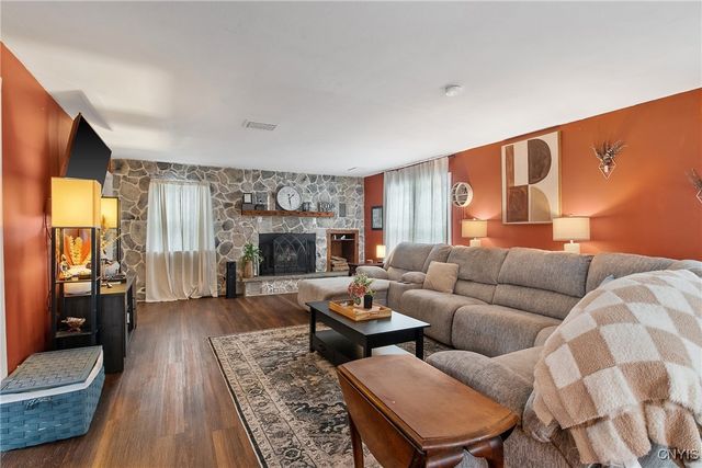 1465 County Route 12, Hastings, NY 13036