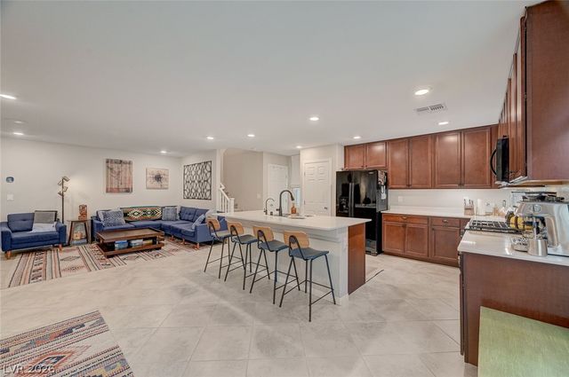 6578 Rustic Saddle Court, Las Vegas, NV 89141