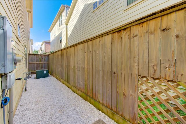 11508 Main Cedar Drive, Houston, TX 77025