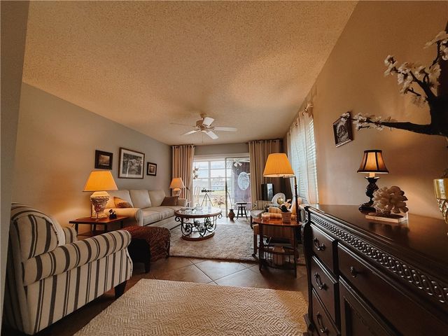 106 Spring Lake Court 201, Vero Beach, FL 32962