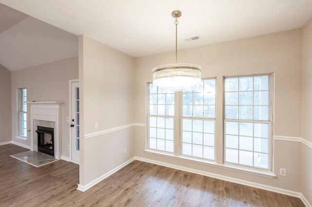 1021 Pittman Dr, Gallatin, TN 37066