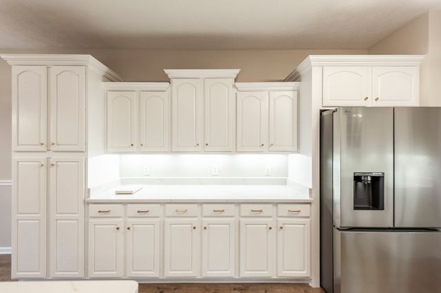 1021 Pittman Dr, Gallatin, TN 37066