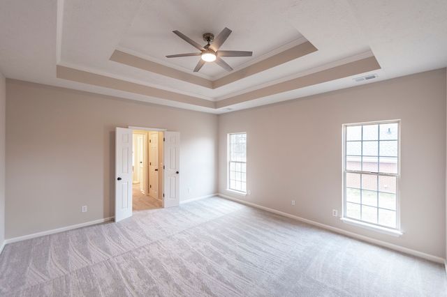 1021 Pittman Dr, Gallatin, TN 37066