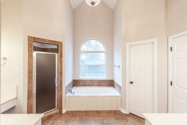 1021 Pittman Dr, Gallatin, TN 37066