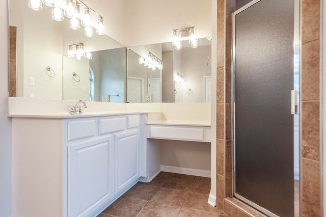 1021 Pittman Dr, Gallatin, TN 37066