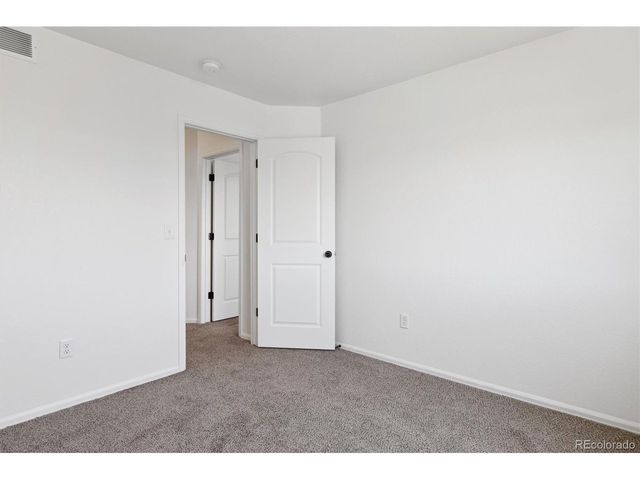 727 Elk Mountain Dr, Severance, CO 80550