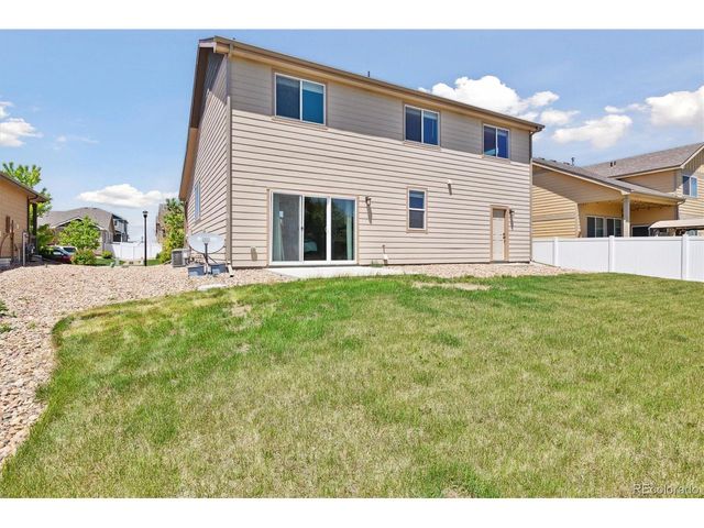 727 Elk Mountain Dr, Severance, CO 80550