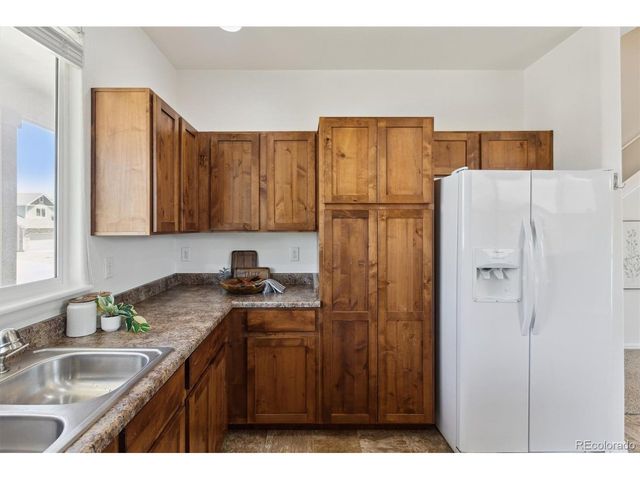 727 Elk Mountain Dr, Severance, CO 80550