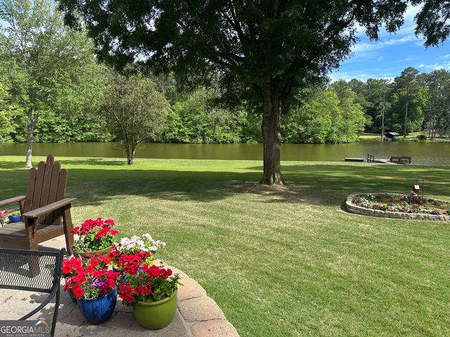 75 Mikes Lane, Sharpsburg, GA 30277